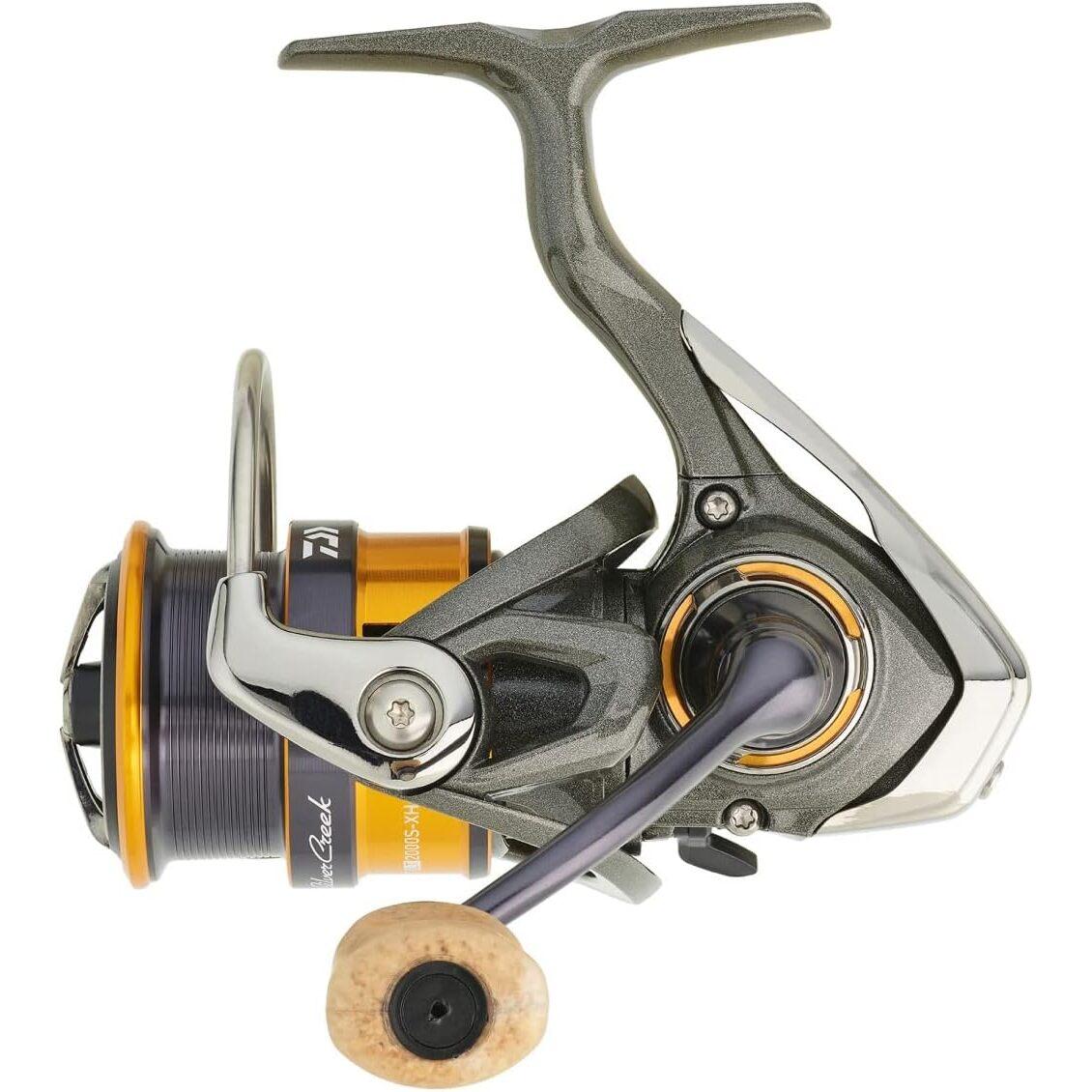 product/d/a/daiwa_scx22lt2000sxh_noir-dore_1.jpg