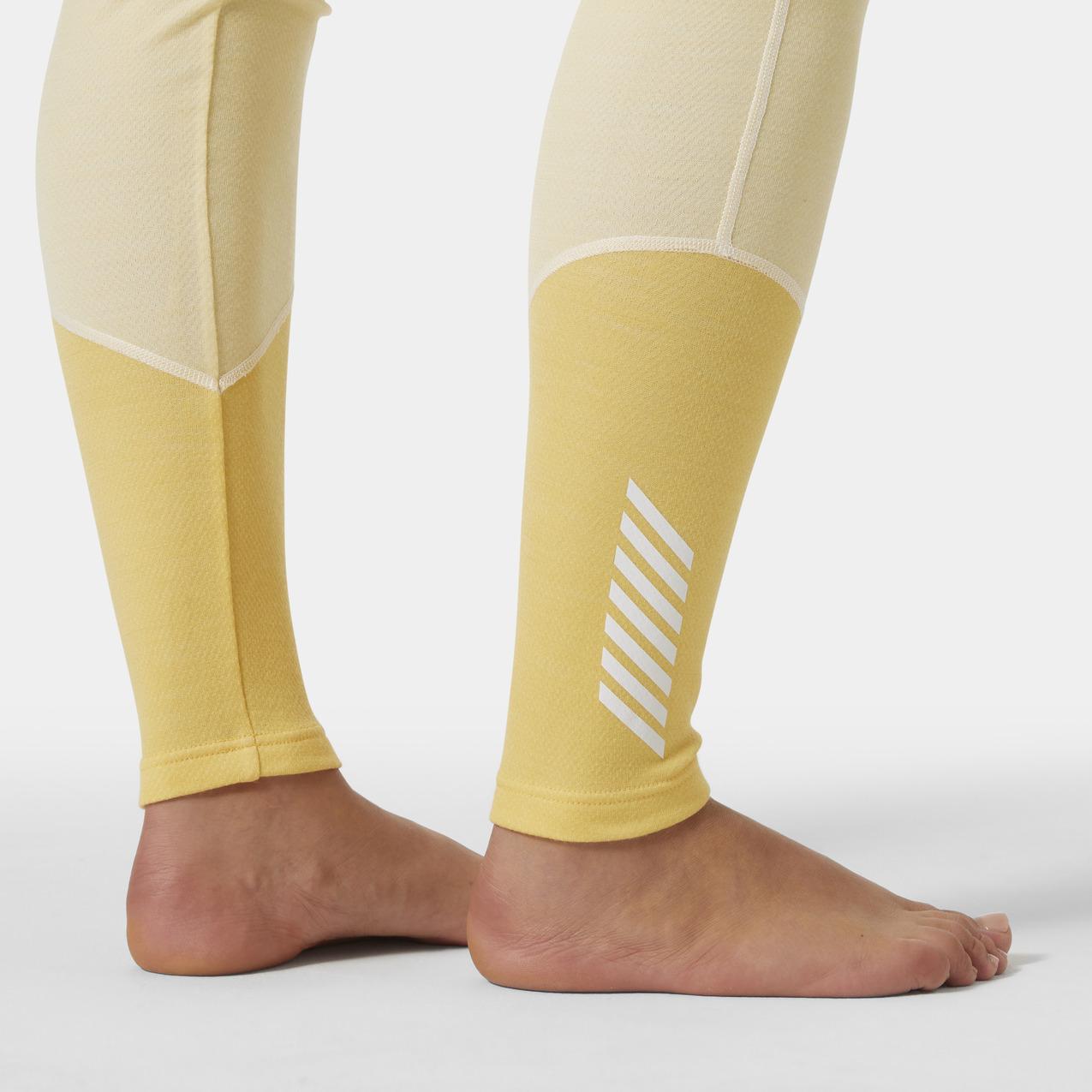 product/h/e/helly-hansen_49380-367_yellow-cream_4.jpg